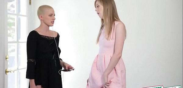  Dressing Well With Dolly Leigh And Riley Nixon  Is A Must